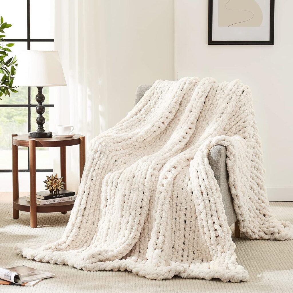 white throw blanket